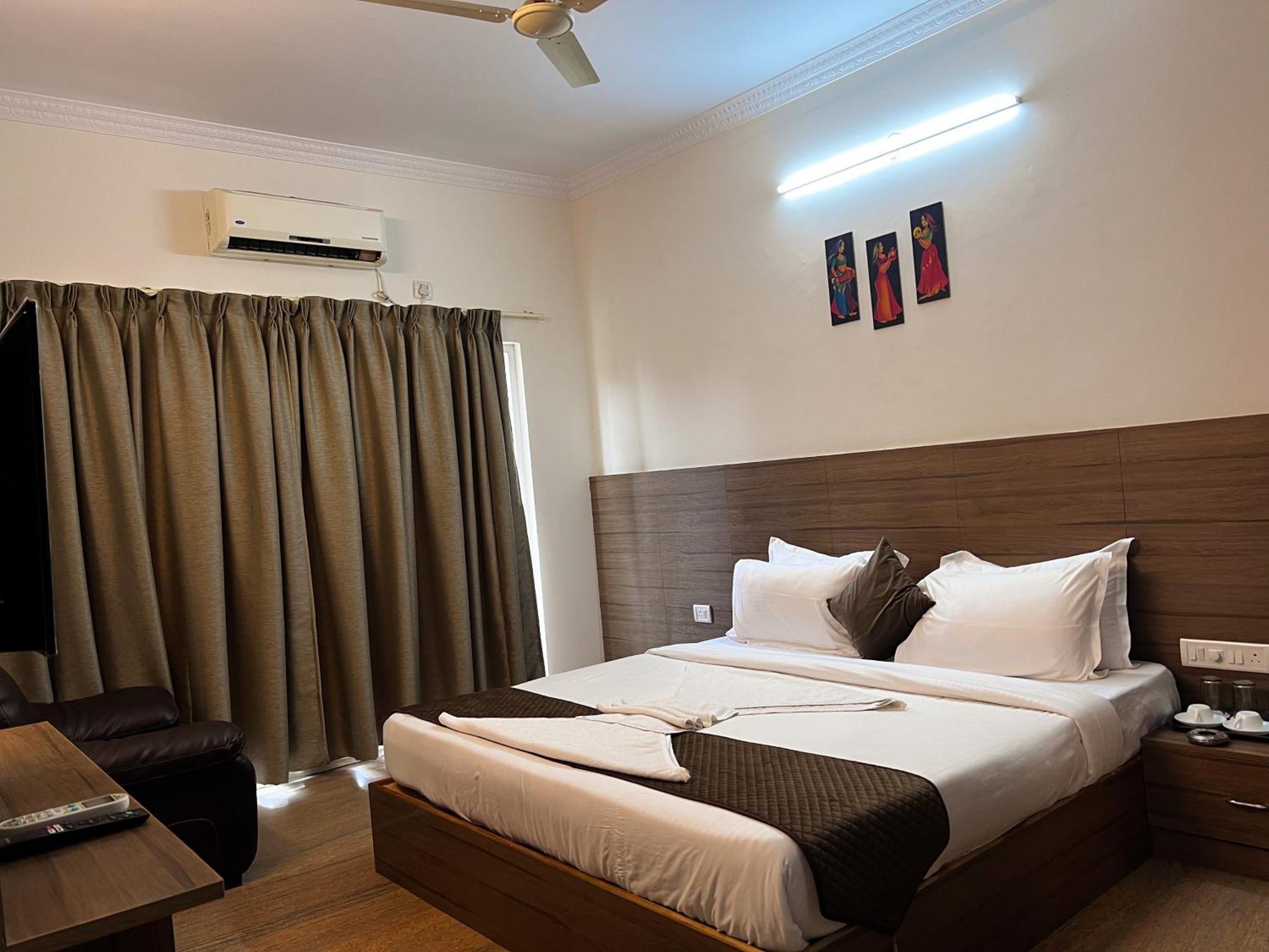 Hotel Elite By Agira Hotels-Free Airport Pickup Or Drop Yelahanka Exterior photo